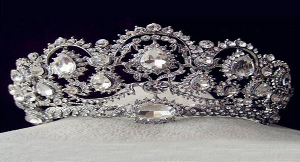 european vintage tiaras silver bridal jewelry quinceanera rhinestone crystal crowns pageant wedding hair accessories for brides9192528, Slivery;golden 
european vintage tiaras silver bridal jewelry quinceanera rhinestone crystal crowns pageant wedding hair accessories for brides9192528, Slivery;golden