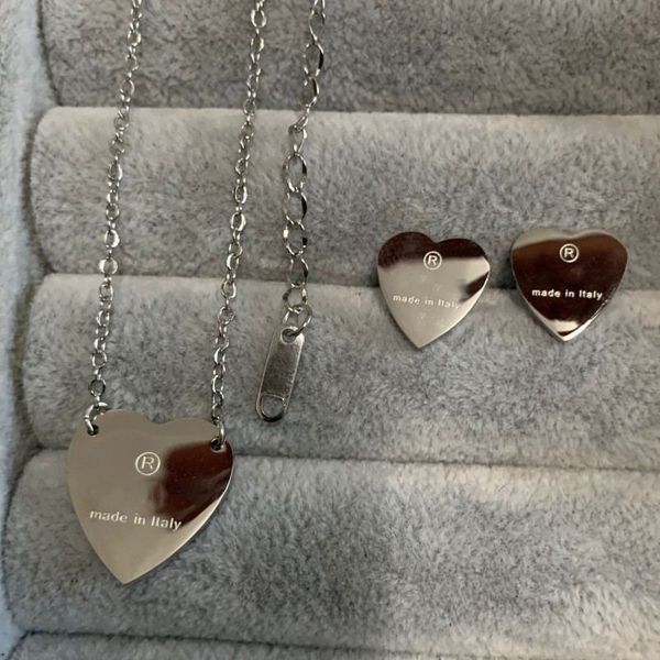 women luxury designer necklace earrings classic heart love pendant titanium steel brand sets wholesale, Silver
women luxury designer necklace earrings classic heart love pendant titanium steel brand sets wholesale, Silver