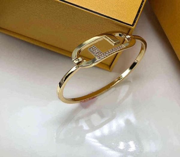 fashion bracelet love men women gold buckle versatile letter f s luxurys designers s for d2109165z30243265138412, Black
fashion bracelet love men women gold buckle versatile letter f s luxurys designers s for d2109165z30243265138412, Black