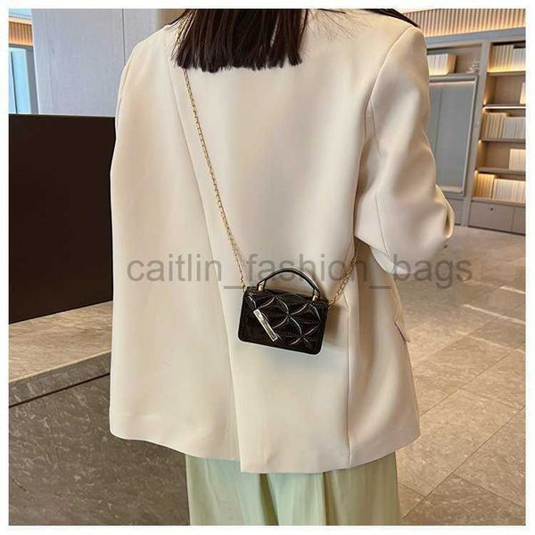 cross body 2023 new one shoulder small square bag summer bright chain bag mini bag lipstick key bag women's bag caitlin_fashion_bags
cross body 2023 new one shoulder small square bag summer bright chain bag mini bag lipstick key bag women's bag caitlin_fashion_bags