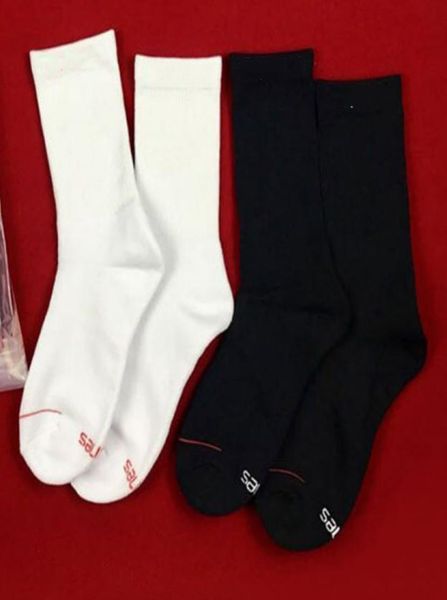 women men girl collectable socks fashion letter black white cotton sport breathable fan3904772
women men girl collectable socks fashion letter black white cotton sport breathable fan3904772