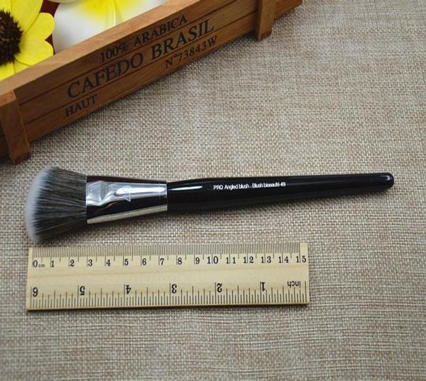 pro angled blush brush 49 blush powder contour brush beauty cosmetics makeup blender dhl 1478301
pro angled blush brush 49 blush powder contour brush beauty cosmetics makeup blender dhl 1478301