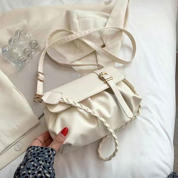 2023 new fashion women crossbody bag summer simple casual shoulder underarm bag popular bag
2023 new fashion women crossbody bag summer simple casual shoulder underarm bag popular bag