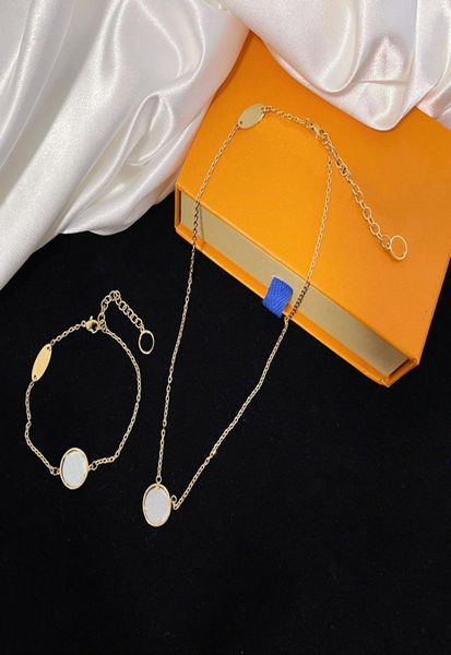 fashion necklace luxury pendant necklaces love bracelet for man women designer jewelry bracelets with box6367234, Silver
fashion necklace luxury pendant necklaces love bracelet for man women designer jewelry bracelets with box6367234, Silver