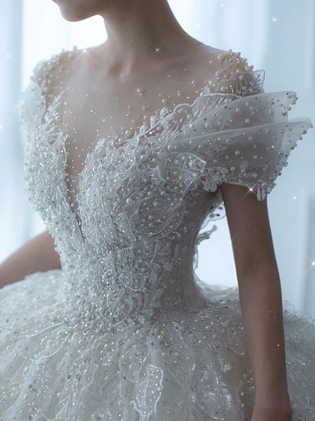 dubai princess ball gown wedding dress pearls 2023 sequined v neck long sleeve beads luxury bridal gowns crystal bride robes de mariee shiny, White
dubai princess ball gown wedding dress pearls 2023 sequined v neck long sleeve beads luxury bridal gowns crystal bride robes de mariee shiny, White