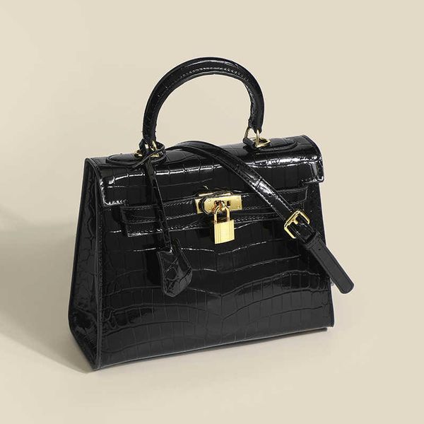 designer kelys bags crocodile pattern bag for women's second-generation 25cm new 2023 fashion trend single shoulder crossbody portable
designer kelys bags crocodile pattern bag for women's second-generation 25cm new 2023 fashion trend single shoulder crossbody portable