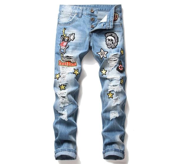 2020 new mens ripped jeans holes frayed embroidered skull star crown jeans streetwear distressed moto biker jeans male denim pants2578609, Blue
2020 new mens ripped jeans holes frayed embroidered skull star crown jeans streetwear distressed moto biker jeans male denim pants2578609, Blue