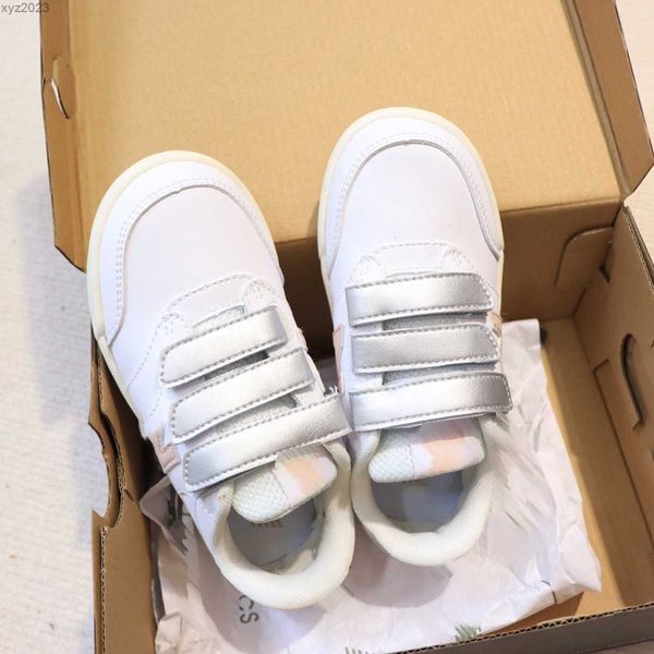 23ss designer kids casual shoe buckle strap child sneakers size 26-35 children's shoes box protection shipment multiple aug03, Black;red
23ss designer kids casual shoe buckle strap child sneakers size 26-35 children's shoes box protection shipment multiple aug03, Black;red