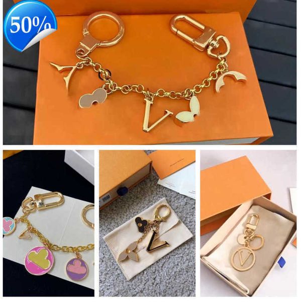 keychains lanyards luxury designers keychains letters diamonds keychain car key chain women buckle jewelry keyring bags pendant exquisite wi, Silver
keychains lanyards luxury designers keychains letters diamonds keychain car key chain women buckle jewelry keyring bags pendant exquisite wi, Silver