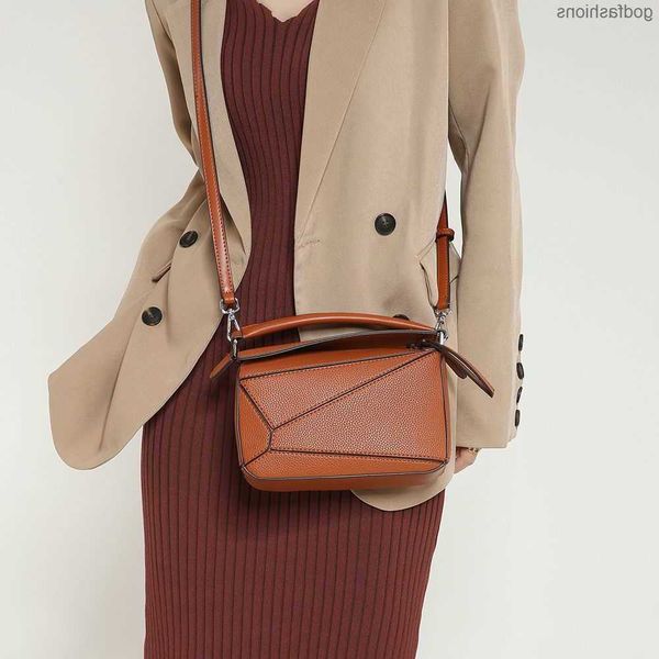 designer puzzles bags same geometry bag new mini pillow bag classic handheld one shoulder oblique straddle bag for women
designer puzzles bags same geometry bag new mini pillow bag classic handheld one shoulder oblique straddle bag for women