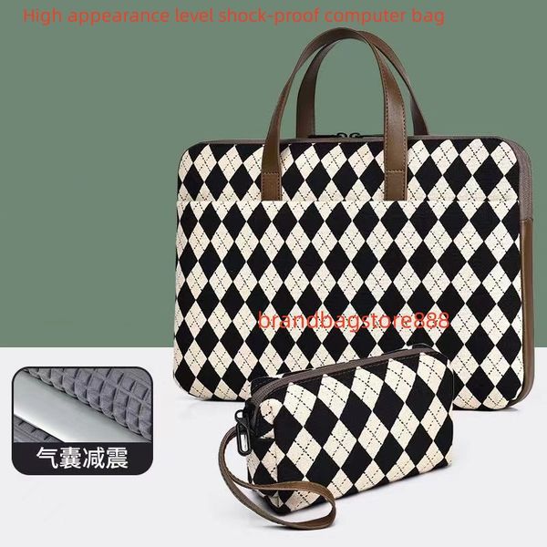 high appearance level women's lapbag internal airbag shock absorber anti-drop computer bag with pouch 38*28*10
high appearance level women's lapbag internal airbag shock absorber anti-drop computer bag with pouch 38*28*10