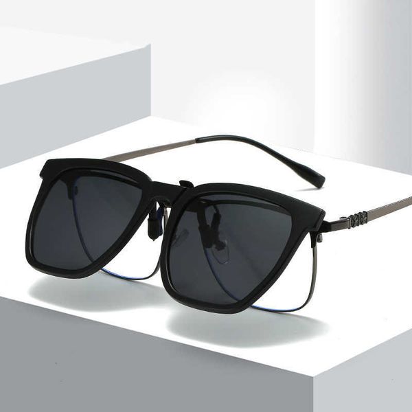 new fashion 2023 polarized lens clip lightweight convenient for men and women sunglasses, White;black
new fashion 2023 polarized lens clip lightweight convenient for men and women sunglasses, White;black