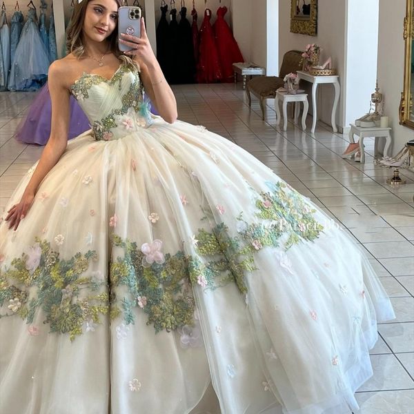 sweetheart neck ball gown quinceanera dresses beaded 3dflower prom gowns appliqued sweep train tulle sweet 15 dre, Blue;red
sweetheart neck ball gown quinceanera dresses beaded 3dflower prom gowns appliqued sweep train tulle sweet 15 dre, Blue;red