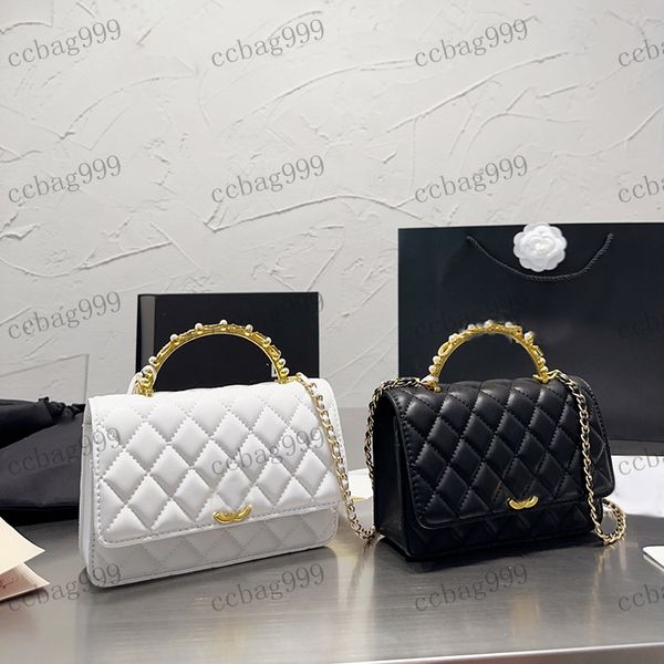 womens shoulder bag woc pearl handle luxury handbag matelasse chain crossbody bags calfskin sewn gold hardware buckle makeup case card holde
womens shoulder bag woc pearl handle luxury handbag matelasse chain crossbody bags calfskin sewn gold hardware buckle makeup case card holde