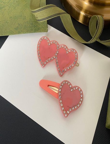 european and korean alphabet hair clips acrylic material niche hair accessories women fast delivery8296631, Golden;silver
european and korean alphabet hair clips acrylic material niche hair accessories women fast delivery8296631, Golden;silver