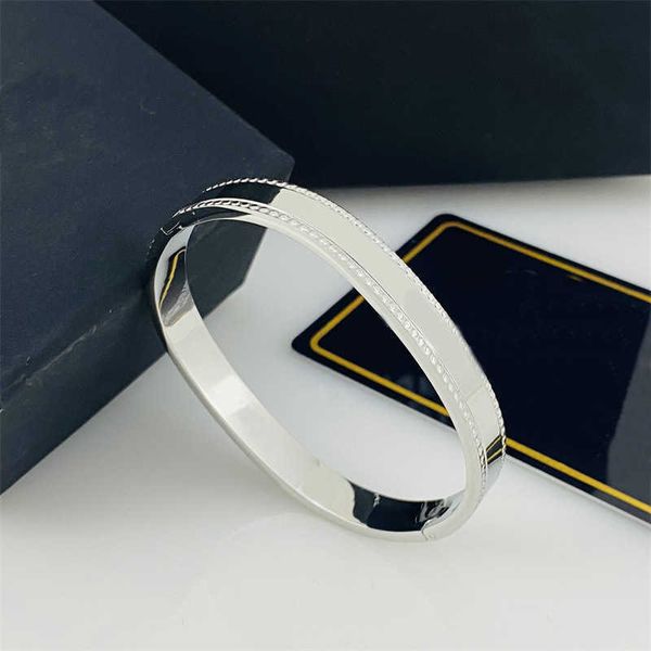 2023 new fashion designer bracelet for men making of titanium steel non tarnish plated gold silver oval bangle bracelets for women party jew, Black
2023 new fashion designer bracelet for men making of titanium steel non tarnish plated gold silver oval bangle bracelets for women party jew, Black