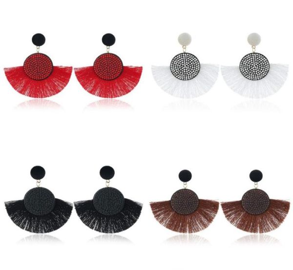 circular earrings exaggeration tassels new charm crystal popular fashion jewelry personality woman ear pendants accessories christ4730249, Golden
circular earrings exaggeration tassels new charm crystal popular fashion jewelry personality woman ear pendants accessories christ4730249, Golden