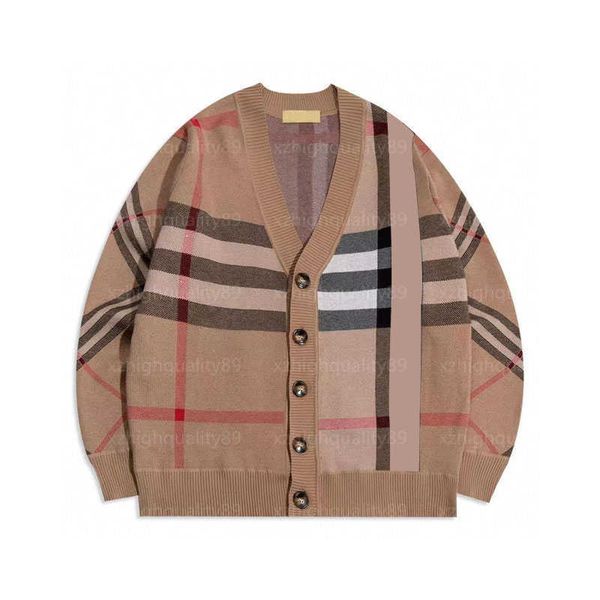 knitted sweaters womens cardigan women designer sweater classic plaid outer stripe thickened long sleeve buttons knit coat designer cardigan, White;black
knitted sweaters womens cardigan women designer sweater classic plaid outer stripe thickened long sleeve buttons knit coat designer cardigan, White;black