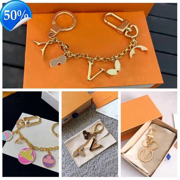 keychains lanyards luxury designers keychains letters with diamonds keychain car key chain women buckle jewelry keyring bags pendant exquisi, Silver
keychains lanyards luxury designers keychains letters with diamonds keychain car key chain women buckle jewelry keyring bags pendant exquisi, Silver