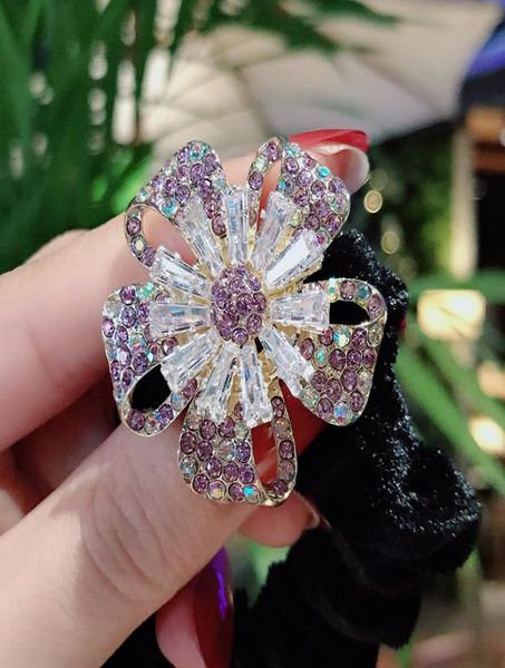 flash zircon purple flower elastic bands veet scrunchies hair tie crystal rhinestone hairbands for women girls jewelry8646765, Black;brown
flash zircon purple flower elastic bands veet scrunchies hair tie crystal rhinestone hairbands for women girls jewelry8646765, Black;brown