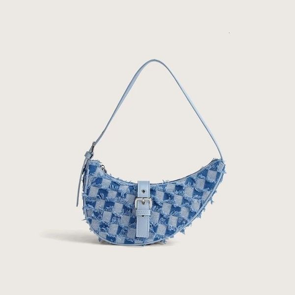 evening bags 2023 saddlebag female summer fashion niche denim semicircle retro shoulder bag armpit 230814
evening bags 2023 saddlebag female summer fashion niche denim semicircle retro shoulder bag armpit 230814