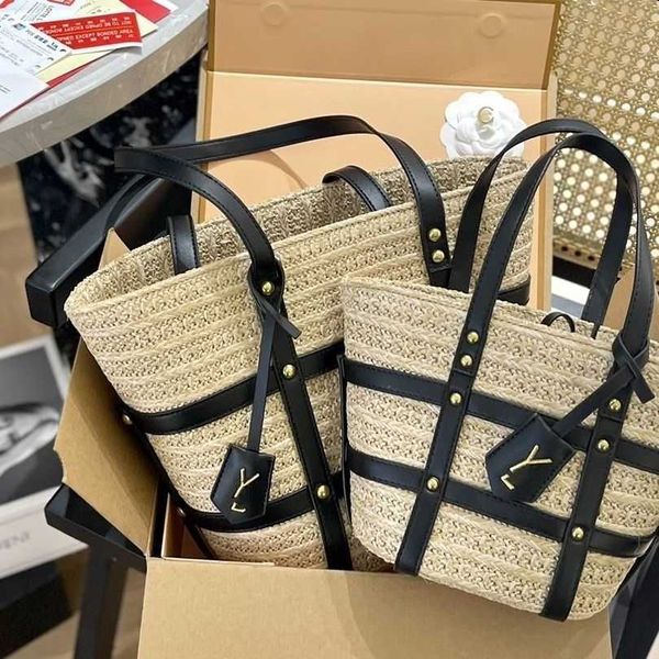 fashion shopping bag women's handbag tote wholesale of high-end lafite grass felt handmade woven bags for single shoulder beach vacatio
fashion shopping bag women's handbag tote wholesale of high-end lafite grass felt handmade woven bags for single shoulder beach vacatio