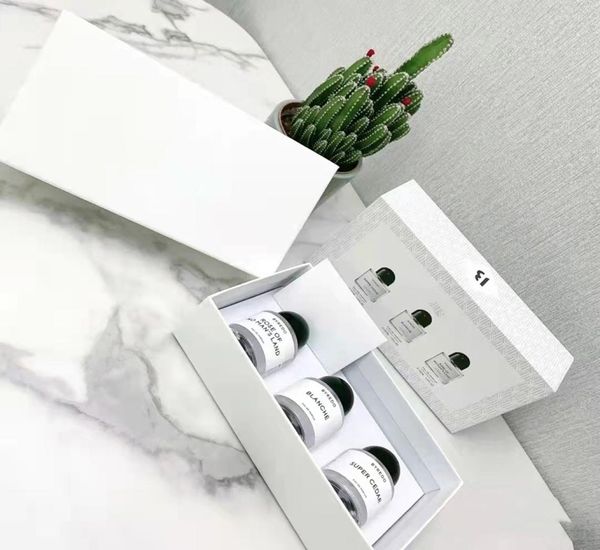 whole perfume set 30ml3pcs rose of no man039s land super cedar fragrance lady parfum flower and fruit l2654411
whole perfume set 30ml3pcs rose of no man039s land super cedar fragrance lady parfum flower and fruit l2654411