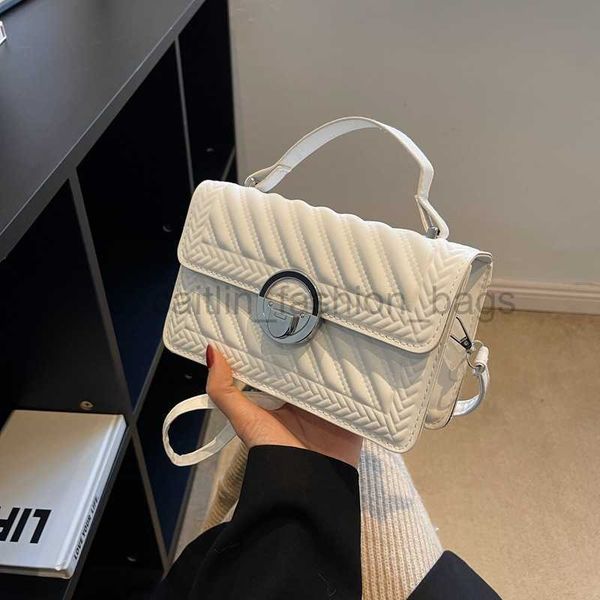 simple for women 2023 spring and autumn new fashion handbag casual solid color diagonal cross small square caitlin_fashion_bags
simple for women 2023 spring and autumn new fashion handbag casual solid color diagonal cross small square caitlin_fashion_bags