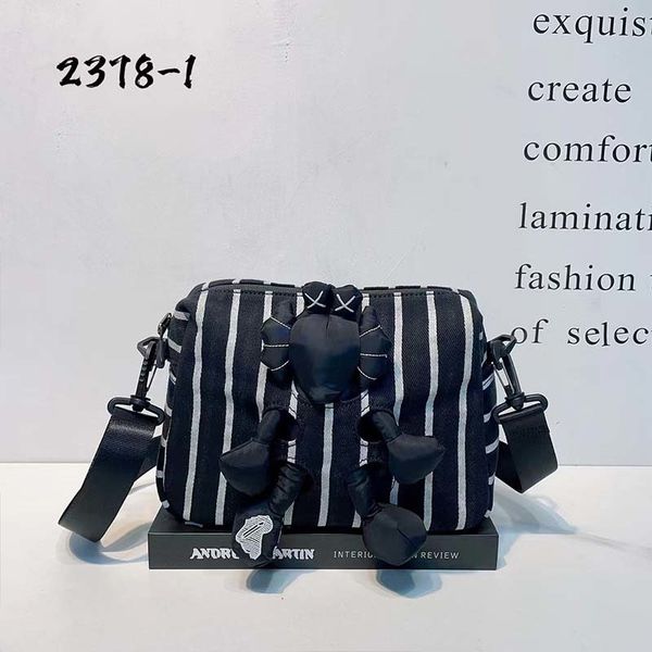 evening bag's canvas messenger bag black and white striped trendy cool doll casual shoulder crossbody for female 230814
evening bag's canvas messenger bag black and white striped trendy cool doll casual shoulder crossbody for female 230814