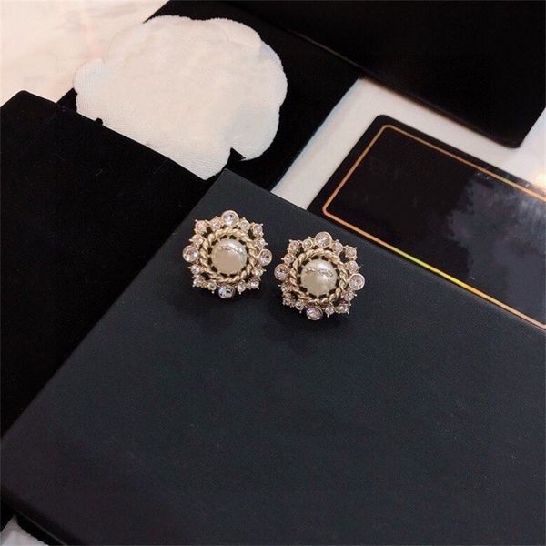 brass pendant designer earrings women's gold channel plated earrings fashion small wedding metal chains pearl diamond earrings luxury j, Golden;silver
brass pendant designer earrings women's gold channel plated earrings fashion small wedding metal chains pearl diamond earrings luxury j, Golden;silver