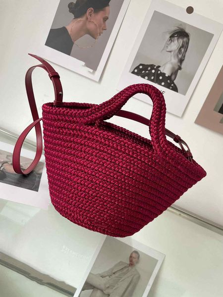 new basket bags straw woven handbag women crossbody bags summer shopping bag large capacity fashion girls bag
new basket bags straw woven handbag women crossbody bags summer shopping bag large capacity fashion girls bag