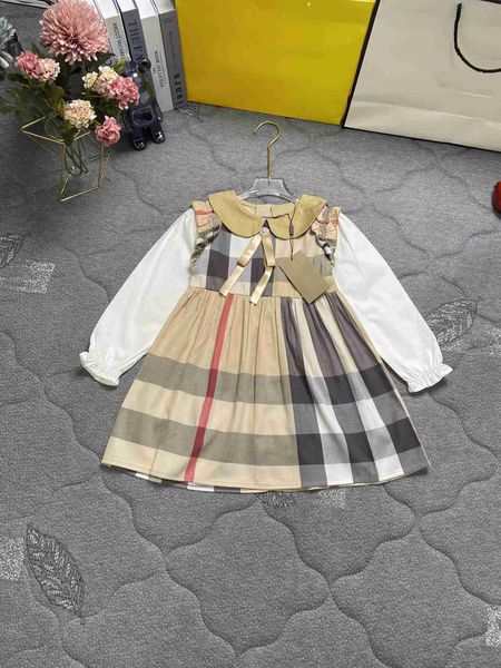 luxury designer baby clothes girl dress fashion kids doll collar frock size 90-140 cm splicing design long sleeved child skirt aug01, Red;yellow
luxury designer baby clothes girl dress fashion kids doll collar frock size 90-140 cm splicing design long sleeved child skirt aug01, Red;yellow