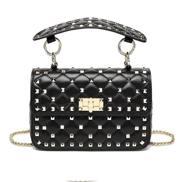 2021 new fashion chain bag sheepskin rivet small square hand one shoulder leather women's guangzhou225g
2021 new fashion chain bag sheepskin rivet small square hand one shoulder leather women's guangzhou225g