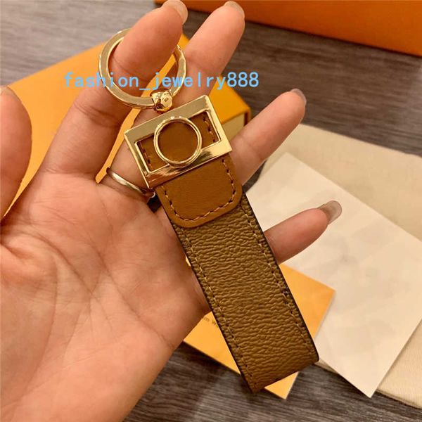 dropship classic yellow / brown pu leather key ring chain accessories fashion keychain keychains buckle for men women with retail box ysk07, Slivery;golden
dropship classic yellow / brown pu leather key ring chain accessories fashion keychain keychains buckle for men women with retail box ysk07, Slivery;golden