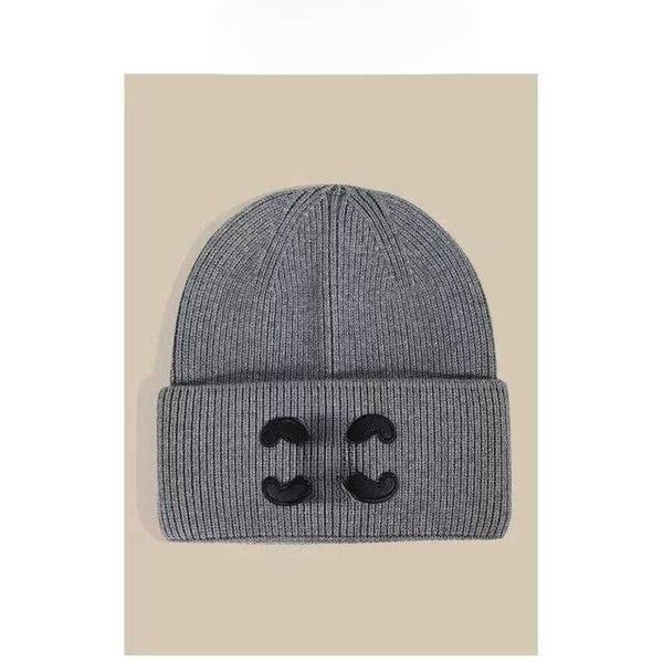 caps designer beanie luxury beanie knitwear alphabet design winter warmth versatile beanie knitted hat letter hat christmas gift hat 5 color, Blue;gray
caps designer beanie luxury beanie knitwear alphabet design winter warmth versatile beanie knitted hat letter hat christmas gift hat 5 color, Blue;gray