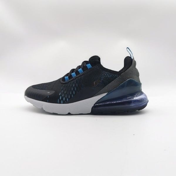 designer casual shoes, flat sports shoes, transparent soles, black, white, gray, red, pink, blue, green men's sports shoes, tennis boos
designer casual shoes, flat sports shoes, transparent soles, black, white, gray, red, pink, blue, green men's sports shoes, tennis boos