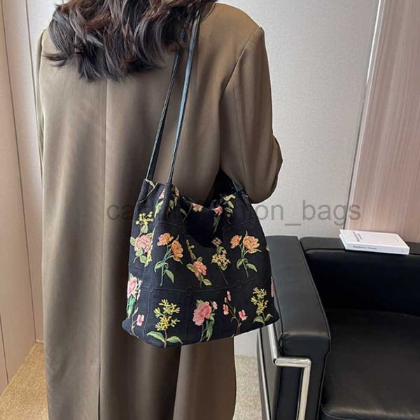 totes luxury brand big flower handbag 2023 new fabric women's designer capacity caitlin_fashion_bags
totes luxury brand big flower handbag 2023 new fabric women's designer capacity caitlin_fashion_bags