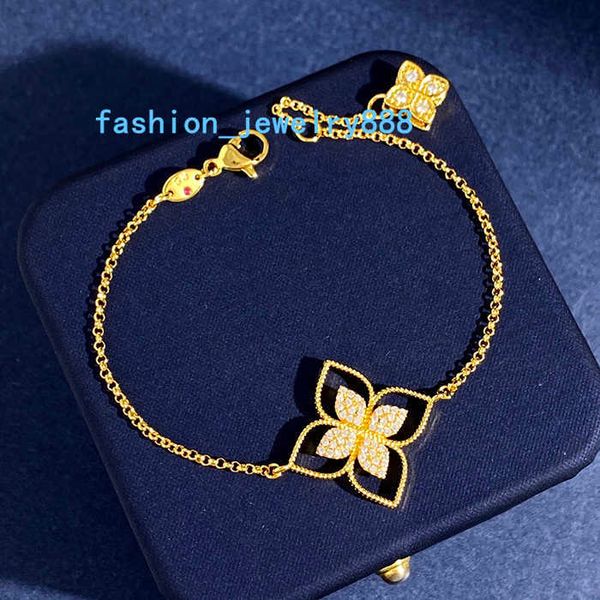 four leaf clover bracelet natural shell gemstone gold plated 18k designer for woman t0p quality highest counter quality jewelry european siz, Golden;silver
four leaf clover bracelet natural shell gemstone gold plated 18k designer for woman t0p quality highest counter quality jewelry european siz, Golden;silver