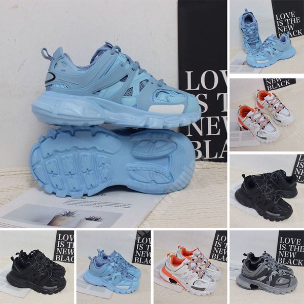 casual shoes sneakers leather trainer platform trainers shoe luxury designer triple white black nylon printed men women track 3 3.0 tess.s
casual shoes sneakers leather trainer platform trainers shoe luxury designer triple white black nylon printed men women track 3 3.0 tess.s