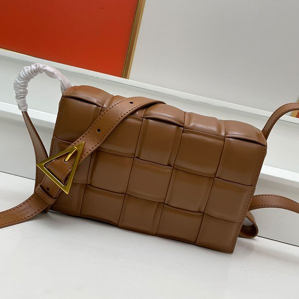 7a padded cassette pillow bag 2023 new designer bag tote bag luxury bag calfskin woven bag women's fashion backpack
7a padded cassette pillow bag 2023 new designer bag tote bag luxury bag calfskin woven bag women's fashion backpack