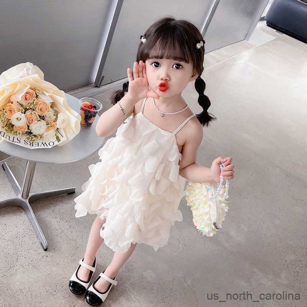 girl's dresses girls' summer 2023 new girls' fashionable girls' clothing children's summer petal strap dress r23081, Red;yellow
girl's dresses girls' summer 2023 new girls' fashionable girls' clothing children's summer petal strap dress r23081, Red;yellow