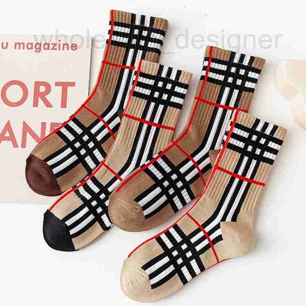 socks & hosiery designer khaki coffee line contrast color medium tube cotton socks student sport sock leisure personality trend ascl, Black;white
socks & hosiery designer khaki coffee line contrast color medium tube cotton socks student sport sock leisure personality trend ascl, Black;white