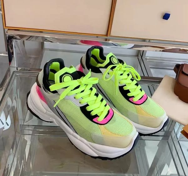 run55 luxury brand leisure sports shoes women's designer brand lace up fashion women's mesh sports shoes running shoes white pink, Black
run55 luxury brand leisure sports shoes women's designer brand lace up fashion women's mesh sports shoes running shoes white pink, Black