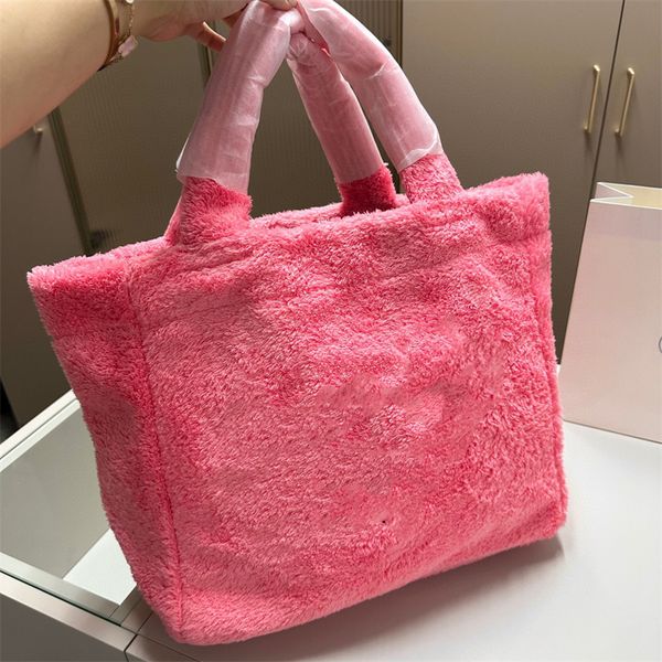 new designer tote bag women's shopping bag shoulder bag women's wallet large capacity luxury autumn and winter plush handbag
new designer tote bag women's shopping bag shoulder bag women's wallet large capacity luxury autumn and winter plush handbag