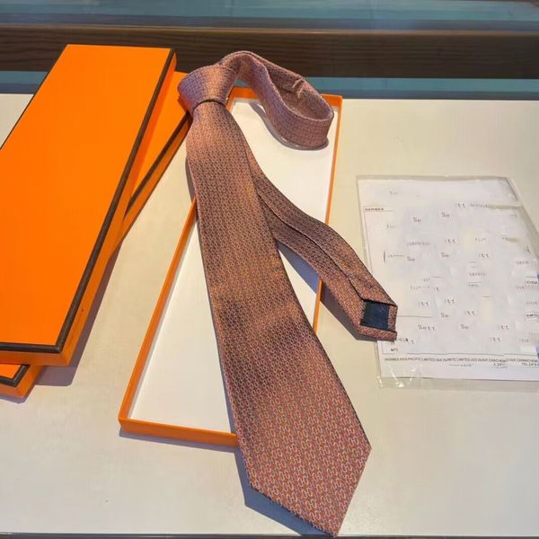 luxury silk tie men's dignified slim tie classic business wedding banquet men's silk casual arrow shape tie 8.0cm, Blue;purple
luxury silk tie men's dignified slim tie classic business wedding banquet men's silk casual arrow shape tie 8.0cm, Blue;purple