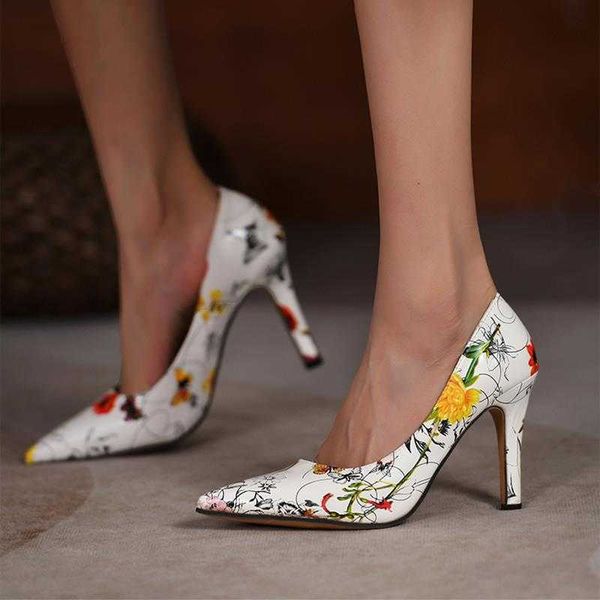 sandals ladies high heels pumps satin new stiletto abstract printing classic pointed toe shoes plus 230417, Black
sandals ladies high heels pumps satin new stiletto abstract printing classic pointed toe shoes plus 230417, Black