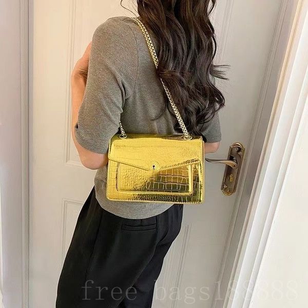 luxury crossbody bag luxury women's tote bag shiny leather tote patent leather black designer shoulder bag
luxury crossbody bag luxury women's tote bag shiny leather tote patent leather black designer shoulder bag