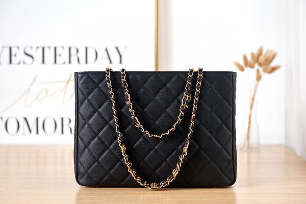 a super original quality 33cm caviar chain shoulder bag real leather women handbags fashion ladies shopping zipper tote classic luxurys desi
a super original quality 33cm caviar chain shoulder bag real leather women handbags fashion ladies shopping zipper tote classic luxurys desi