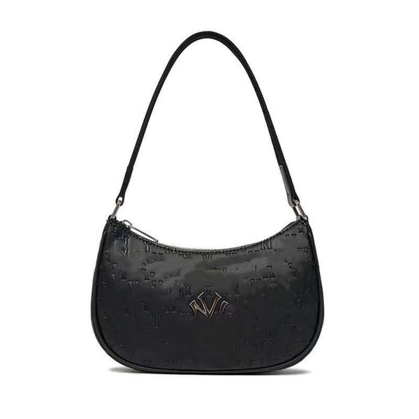 2023 luxury womens man beach nylon bags designer handbag purse underarm bag lady mens messenger wallet fashion shoulder bag
2023 luxury womens man beach nylon bags designer handbag purse underarm bag lady mens messenger wallet fashion shoulder bag
