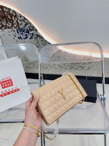 luxury designer wallet quilted high-quality women's original brand crossbody classic flip envelope bag y-shaped high-quality flip messe
luxury designer wallet quilted high-quality women's original brand crossbody classic flip envelope bag y-shaped high-quality flip messe